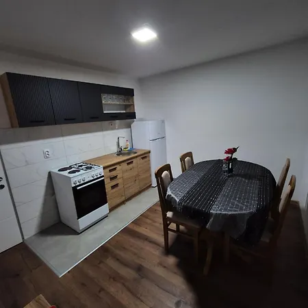 Zevs Apartman Prijedor Exterior photo